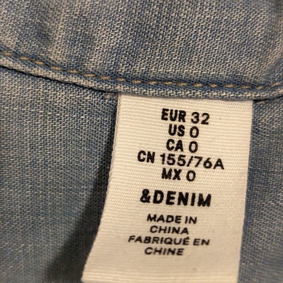 H&M Denim Wash Button-Up Dress - Picture 2 of 5